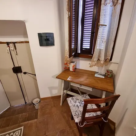 Apartment La Porticina A *